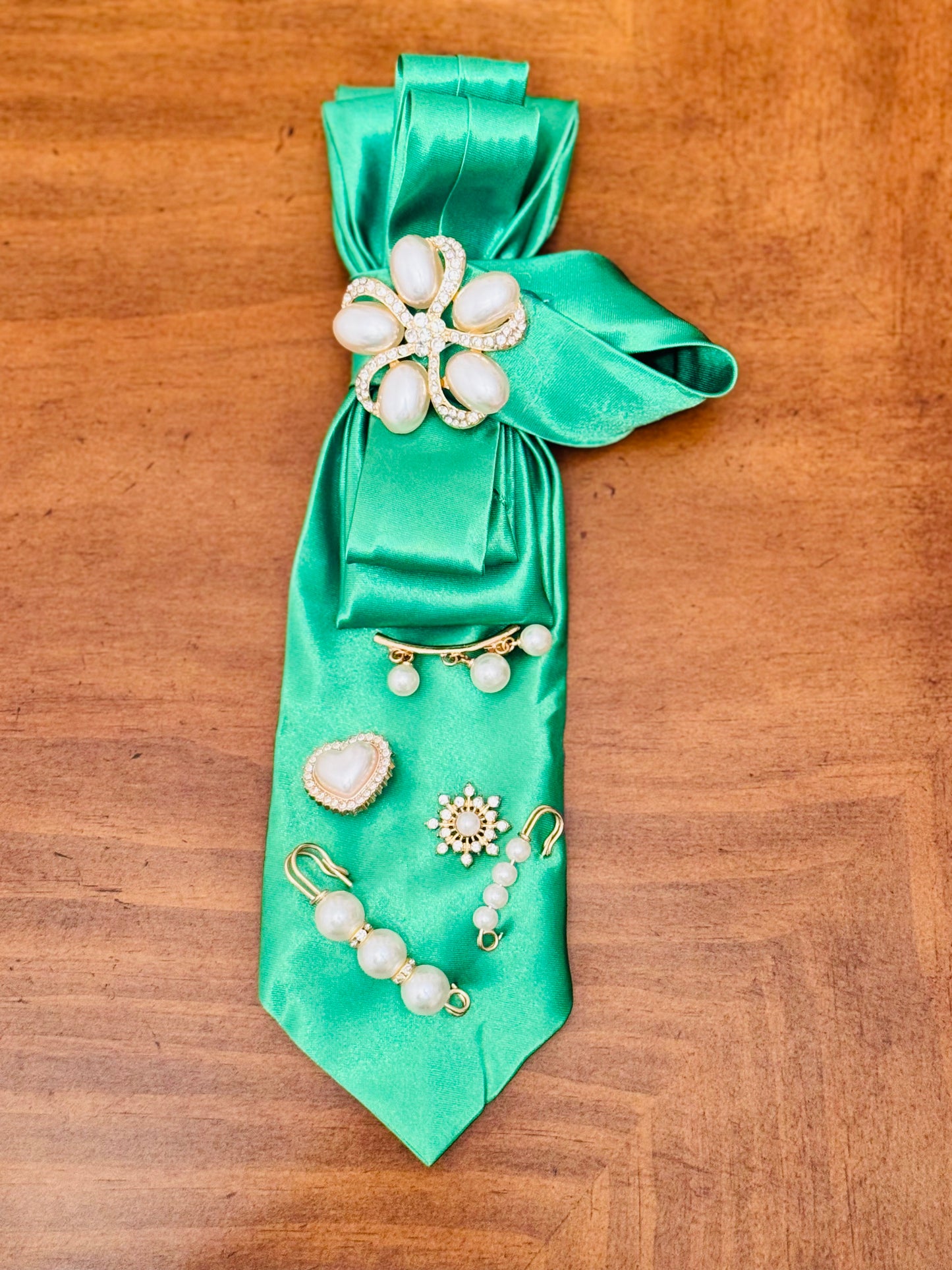 Junk tie